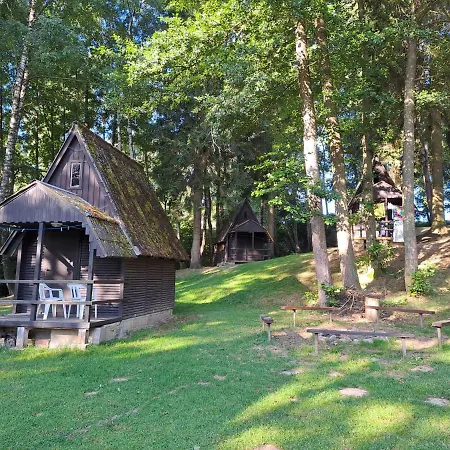Autokemp Komornik * Kunzak