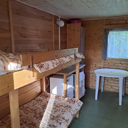 Autokemp Komornik Campsite Kunzak